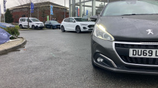 Peugeot 208 1.2 PureTech 82 Tech Edition 5dr [Start Stop] Petrol Hatchback